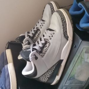 Air Jordan authentic Retro 3 wolf Grey